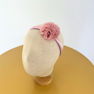 OPASKA Z POMPONEM- JASNY BRUDNY RÓŻ