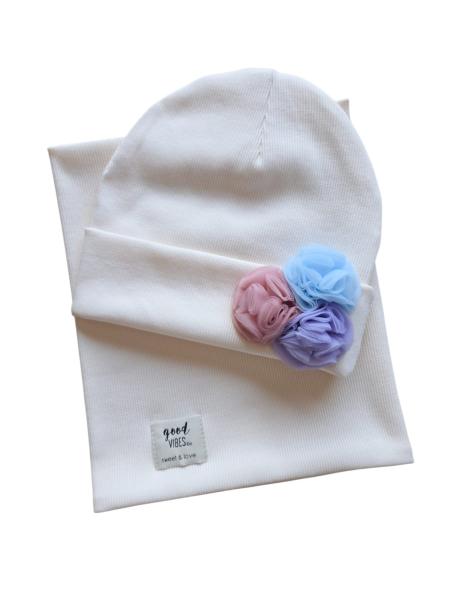 KOMPLET CZAPKA Z POMPONAMI +KOMIN- KREMOWY